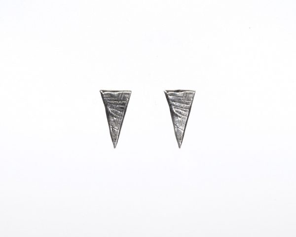 Basic Triangle Studs Supply