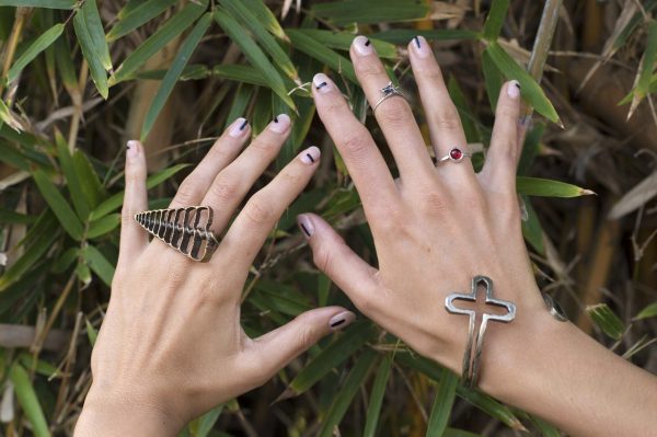 Double Knuckle Shell Ring Fashion