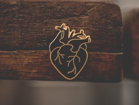 Gold Coeur Noir (Black Heart) Enamel Pin Online